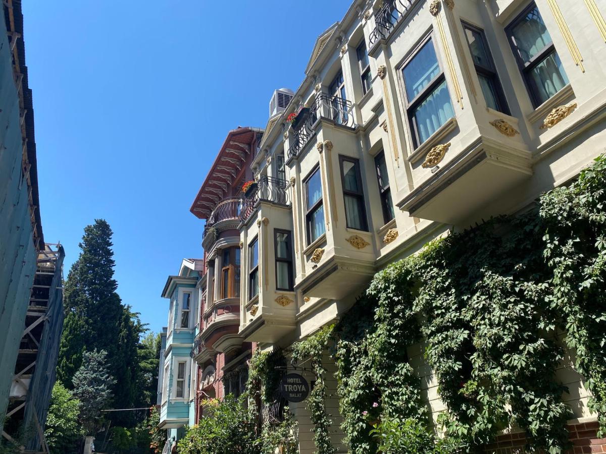 Istanbul Old City Colorful Houses Balat Petrion Hotel Kültér fotó